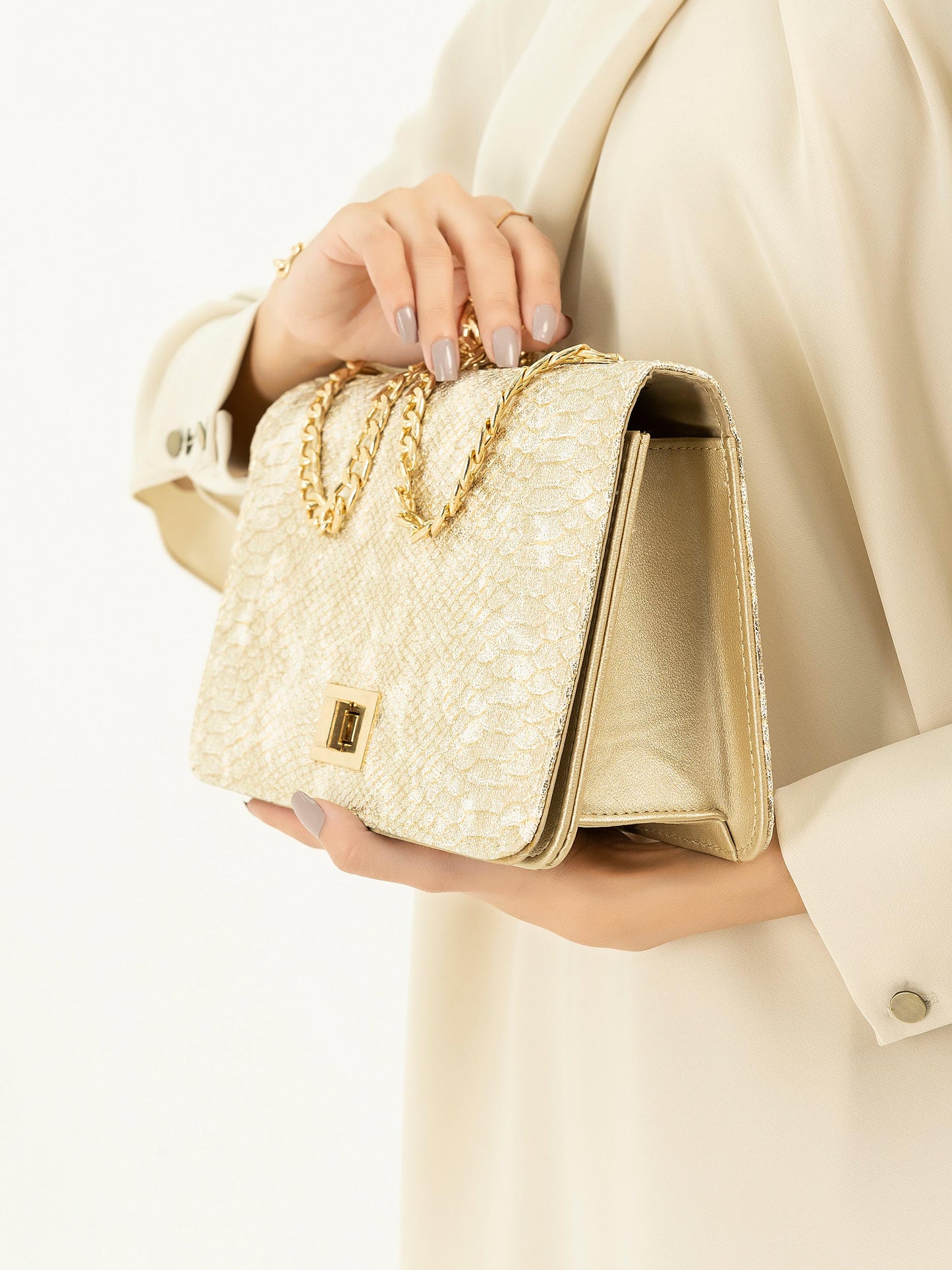 Gold Textured Handbag