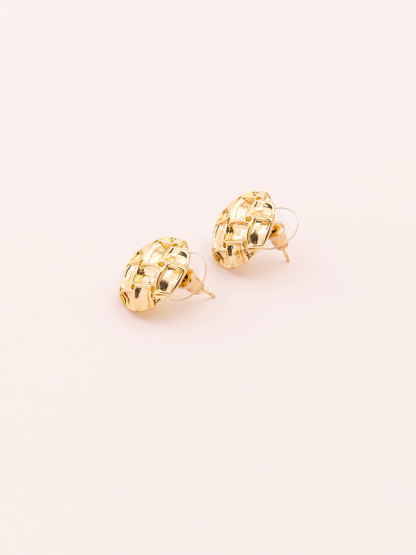 Geometric Studs