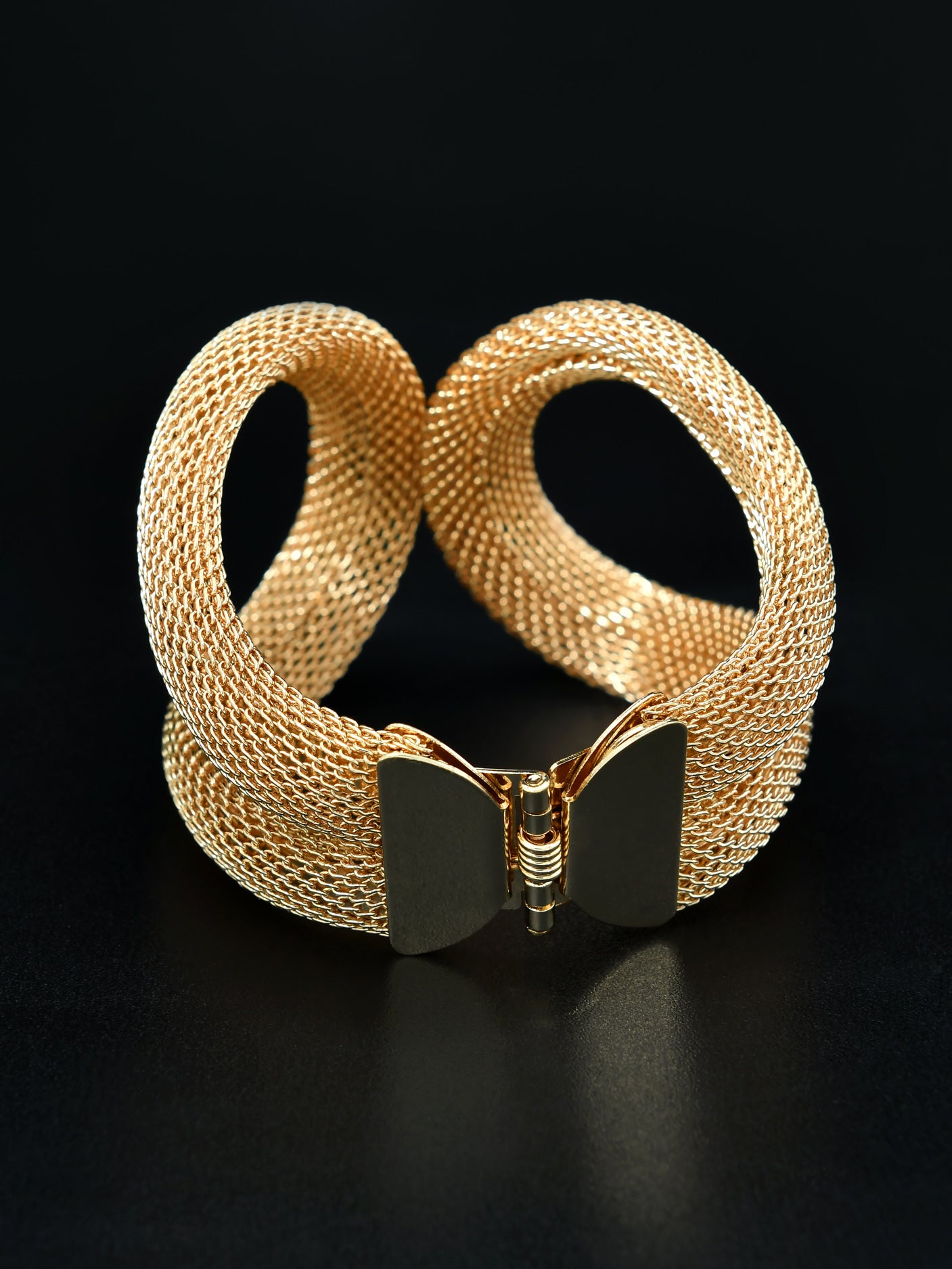 Infinity Shaped Cuff