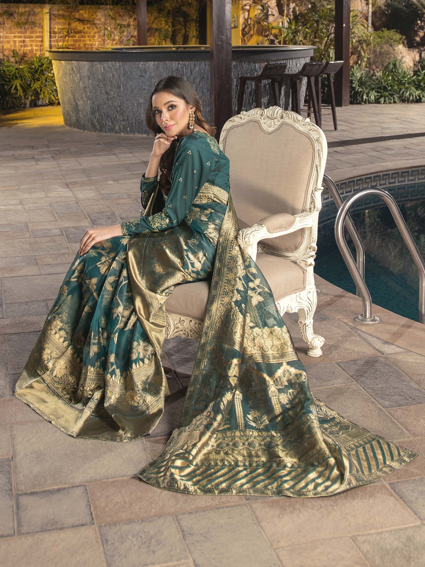 2 Piece Yarn Dyed Saree-Embroidered (Unstitched)