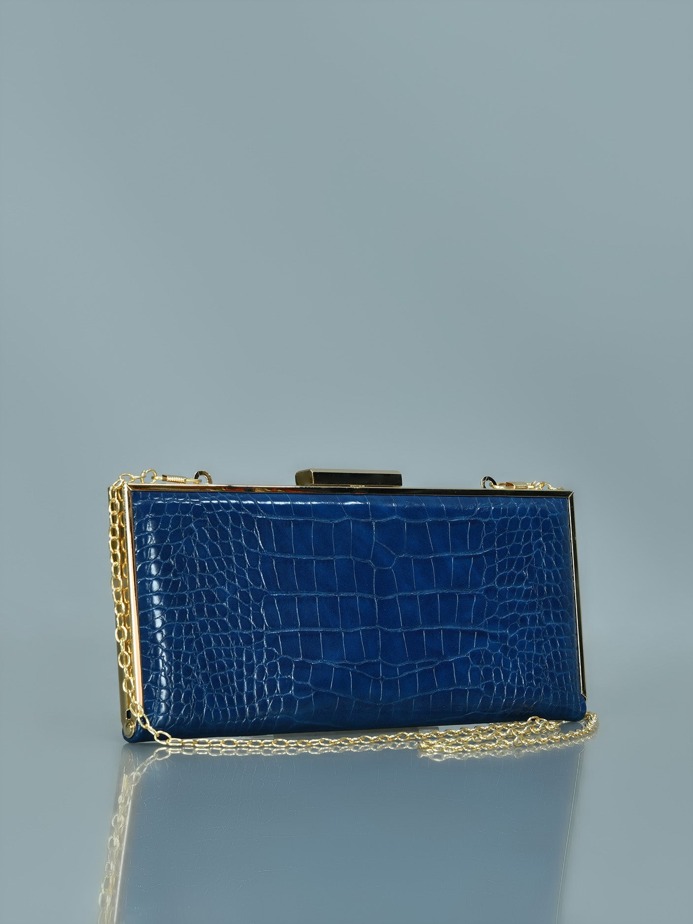 Textured Slim Clutch