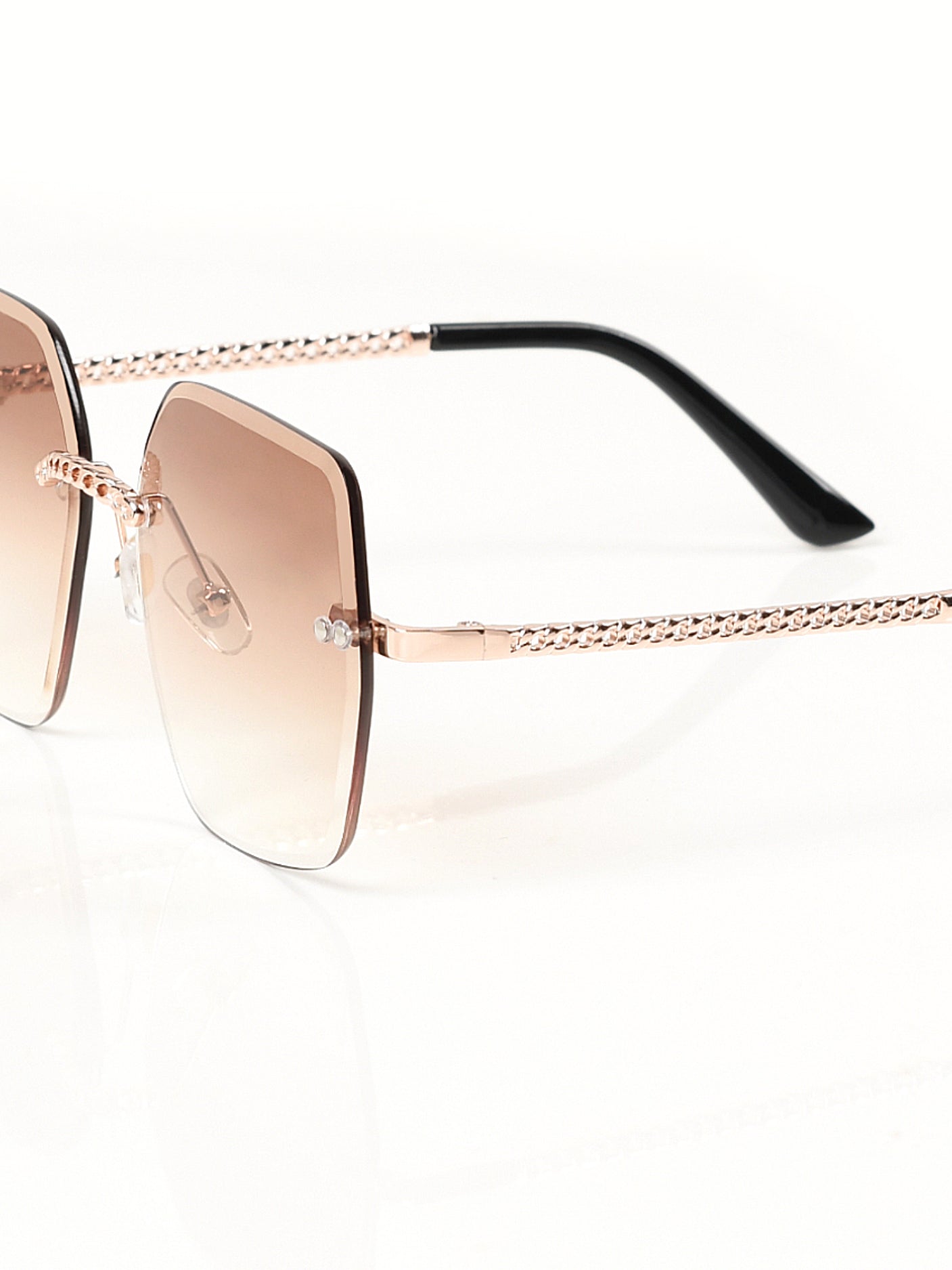 Metallic Frame Sunglasses