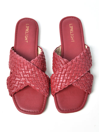 straw-patterned-flats