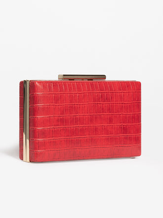 textured-clutch