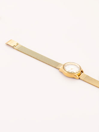 mesh-strap-watch