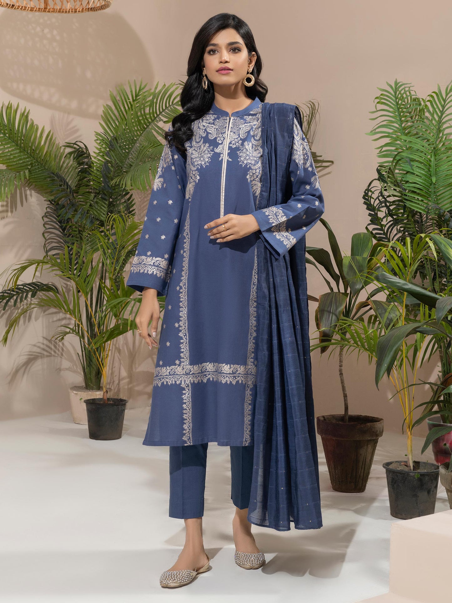 3 Piece Khaddar Suit-Pasted (Unstitched)