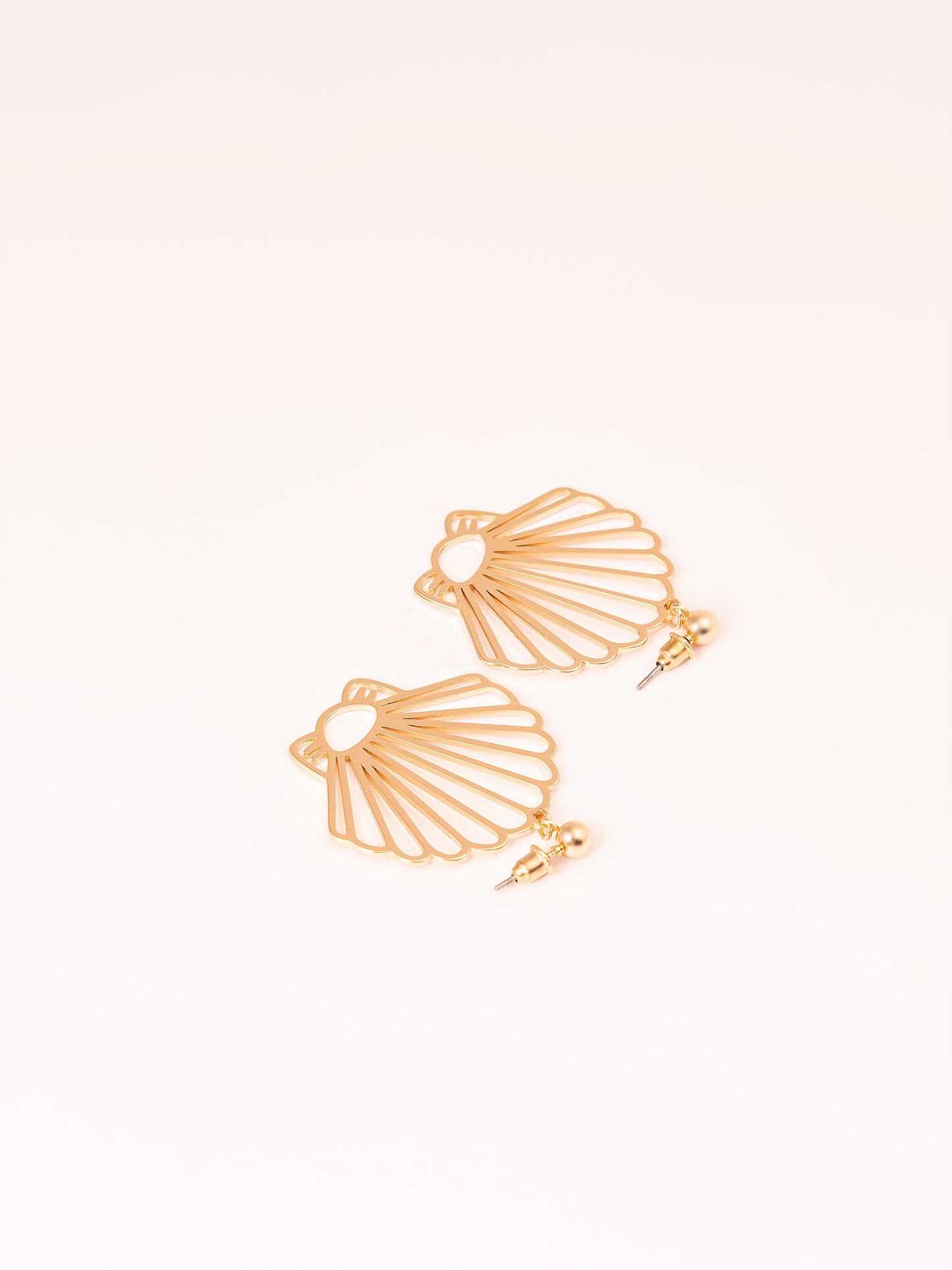 Sea Shell Drop Earrings