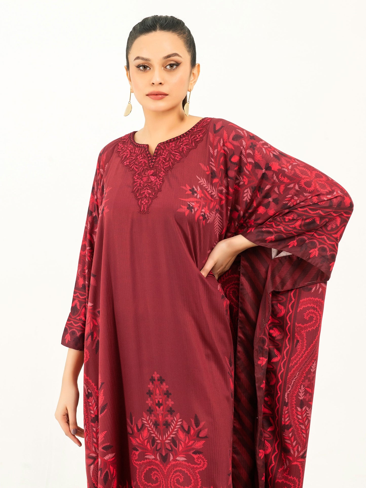 Linen Kaftan-Embroidered (Pret)