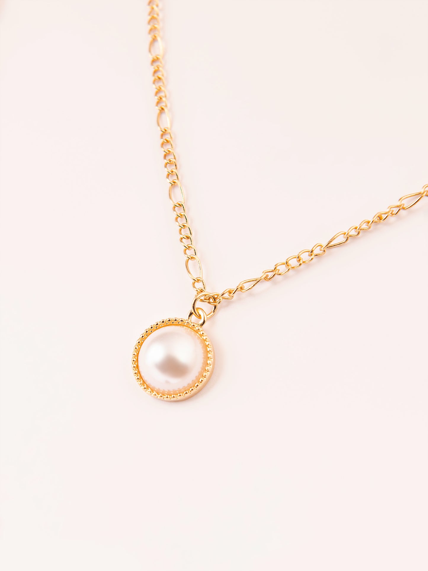 Pearl Pendant Necklace