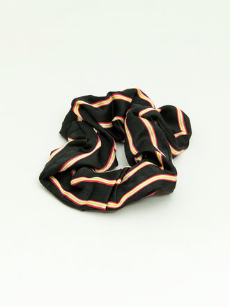 silk-scrunchie