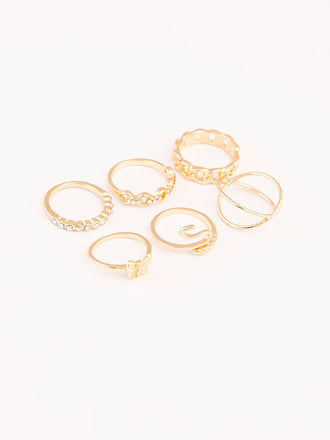 classic-gold-ring-set