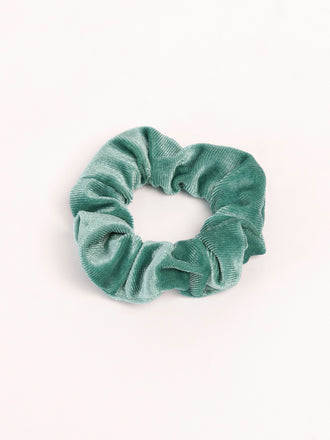 velvet-scrunchie