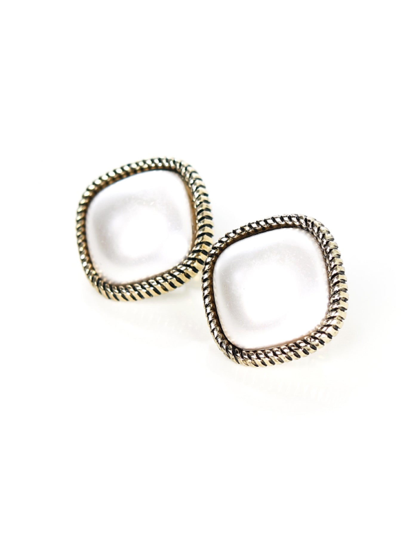 Pearl Studs